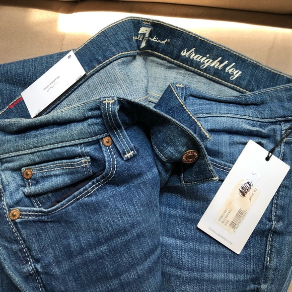 7 of All Mankind Straight Leg Jeans - Picture 4 of 5